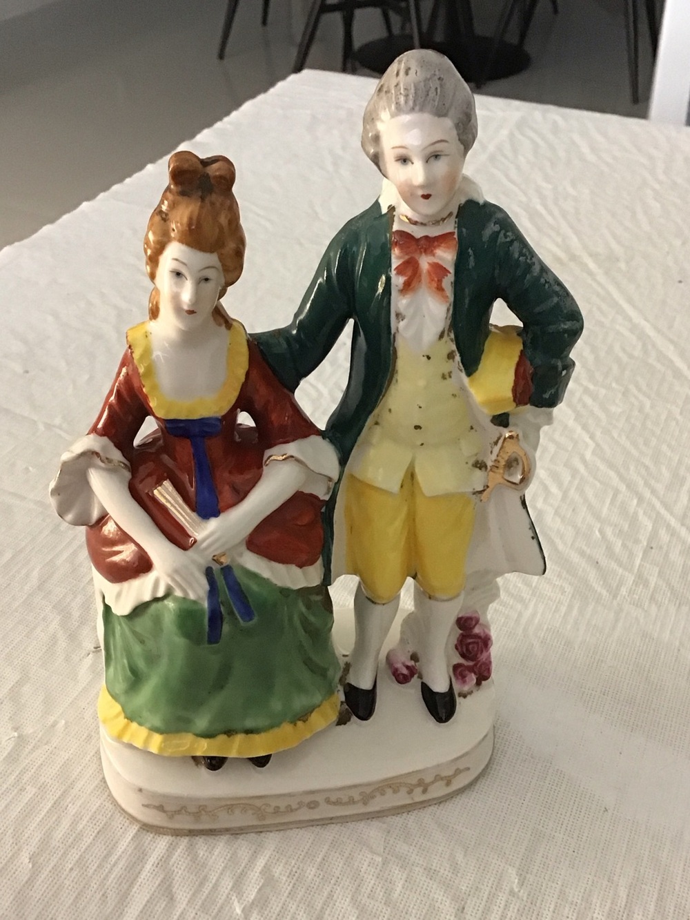 Vintage Occupied Japan Courting Figures hand painted #31